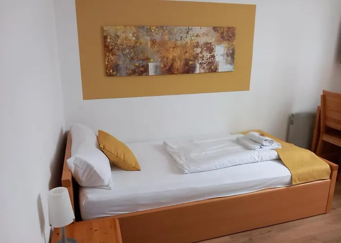 Karolinger - Self Check-in