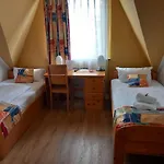 Отель Karolinger Дюссельдорф