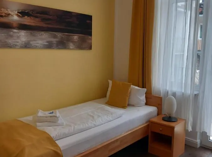 Karolinger - Self Check-in Hotel