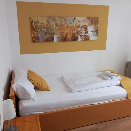 Karolinger - Self Check-in