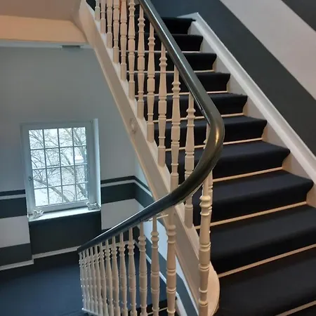 Karolinger - Self Check-in Hotel 2*