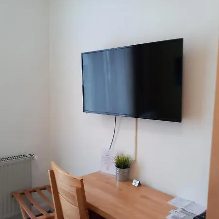 Hotel Karolinger - Self Check-in