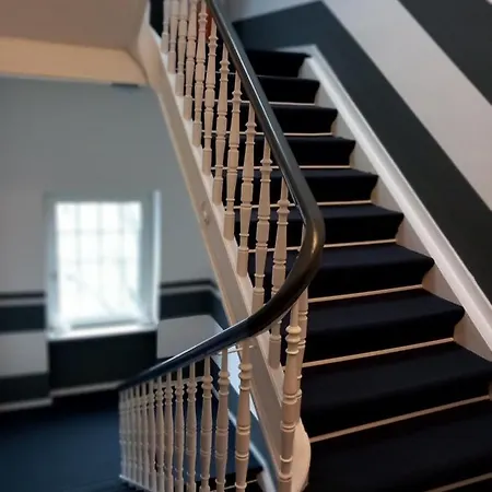 Karolinger - Self Check-in Hotel 2*