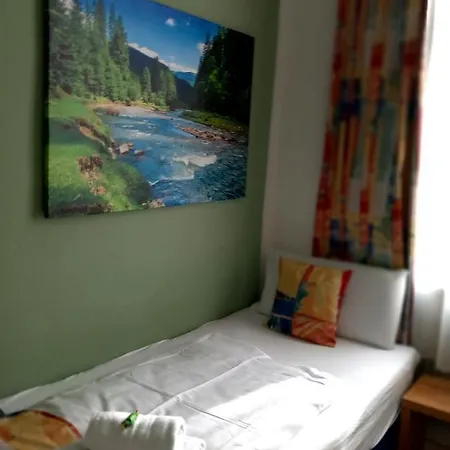 Hotel Karolinger - Self Check-in Dusseldorf