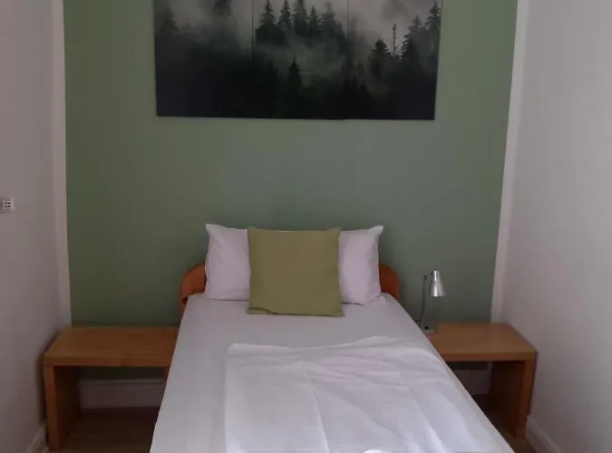 Karolinger - Self Check-in 2* 뒤셀도르프